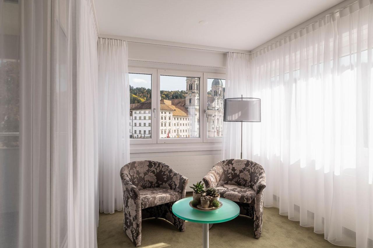 Hotel Drei Koenige アインジーデルン エクステリア 写真